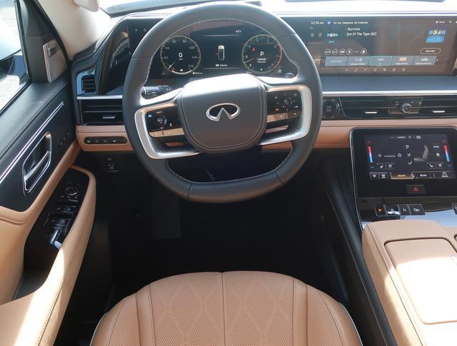 new 2025 INFINITI QX80 car, priced at $104,285