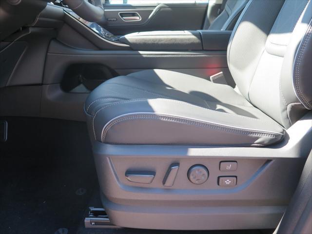 new 2025 INFINITI QX80 car, priced at $102,640