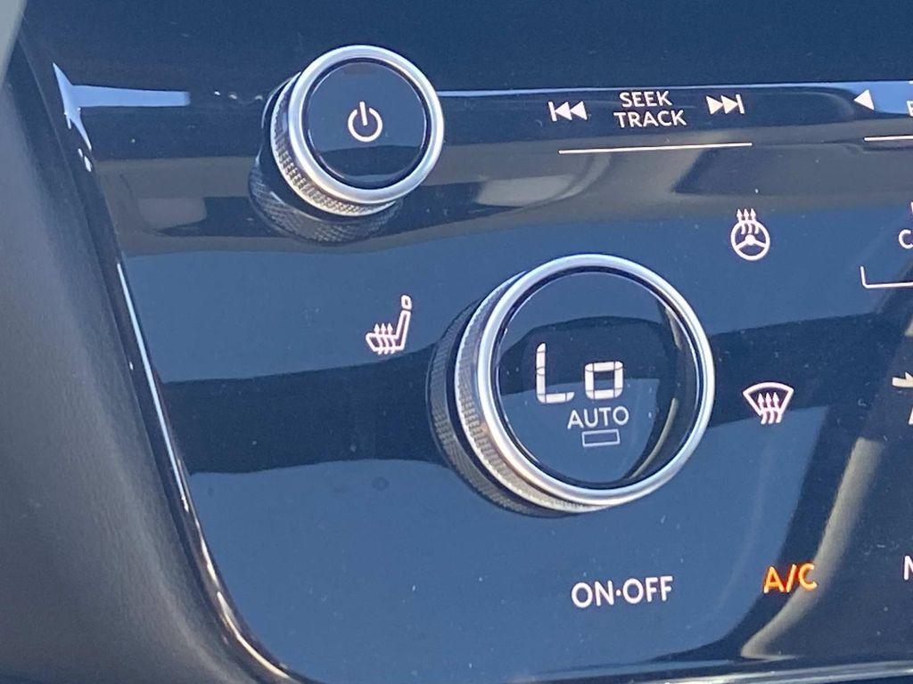 used 2025 INFINITI QX60 car, priced at $37,500