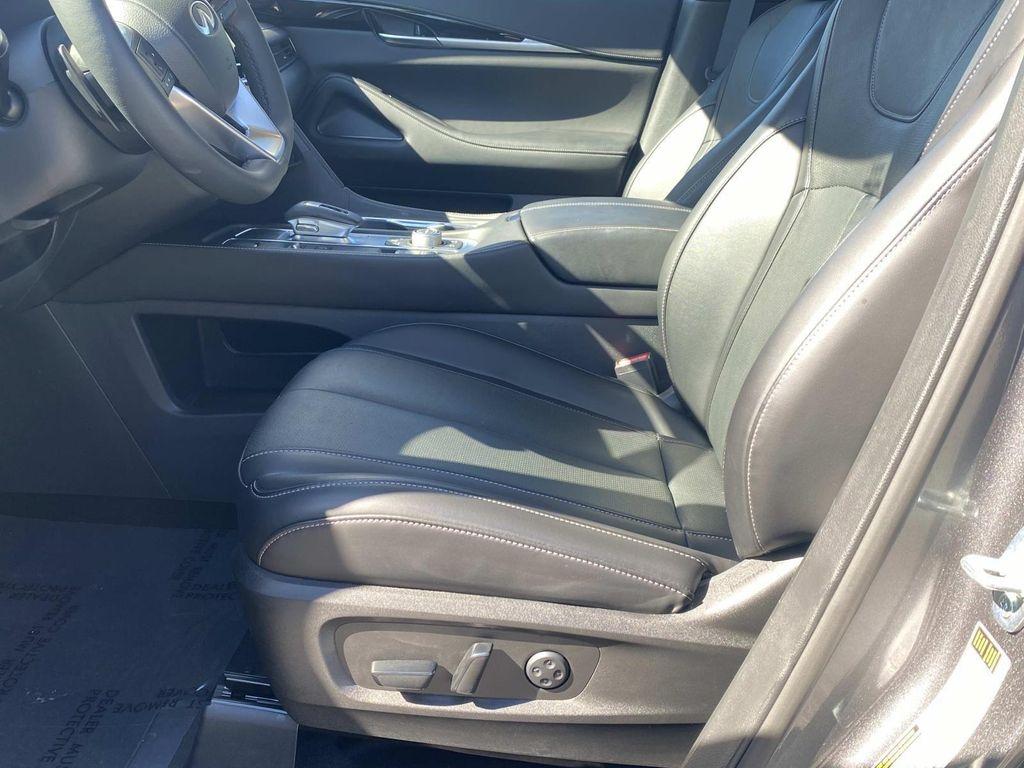 used 2025 INFINITI QX60 car, priced at $37,500
