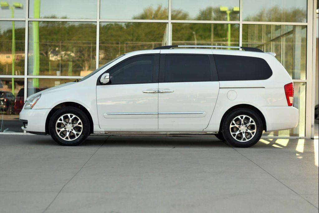 used 2014 Kia Sedona car, priced at $6,450