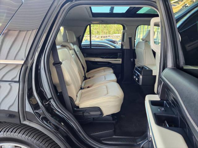 used 2018 Ford Expedition car, priced at $22,950