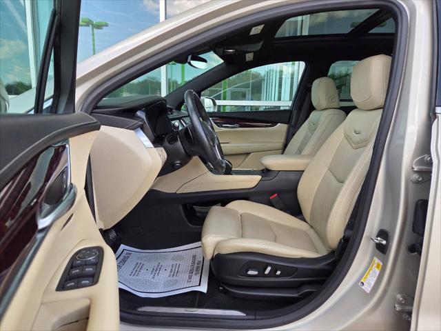 used 2017 Cadillac XT5 car, priced at $18,950