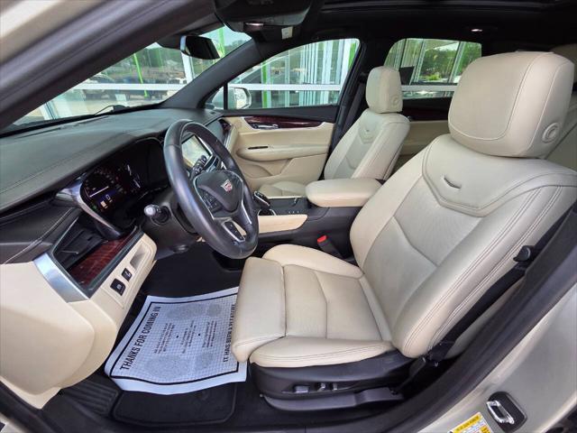 used 2017 Cadillac XT5 car, priced at $18,950