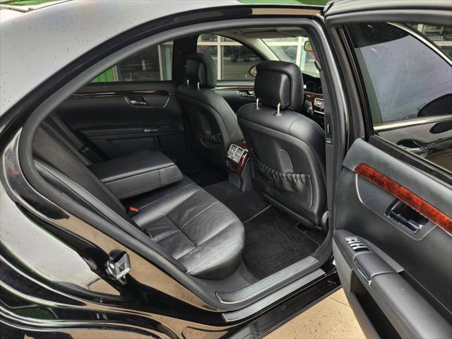 used 2007 Mercedes-Benz S-Class car, priced at $15,950