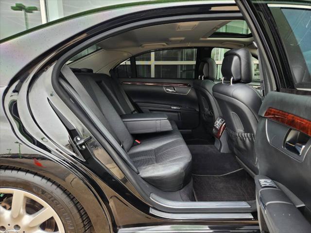 used 2007 Mercedes-Benz S-Class car, priced at $15,950