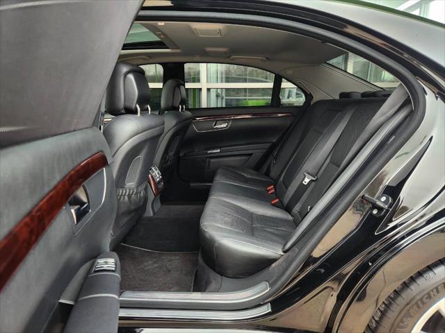 used 2007 Mercedes-Benz S-Class car, priced at $15,950