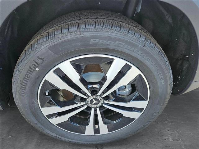 new 2025 Mercedes-Benz GLA 250 car, priced at $44,345