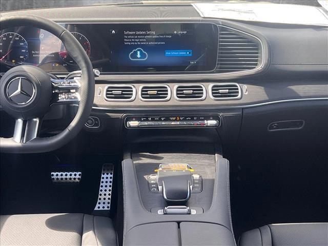new 2025 Mercedes-Benz GLS 450 car, priced at $95,195