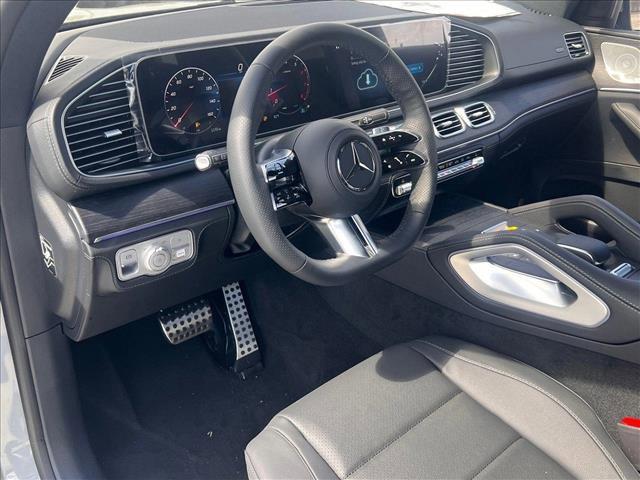 new 2025 Mercedes-Benz GLS 450 car, priced at $95,195