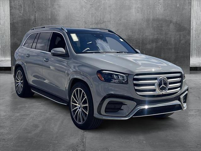 new 2025 Mercedes-Benz GLS 450 car, priced at $95,195