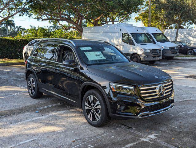 new 2025 Mercedes-Benz GLB 250 car, priced at $47,145