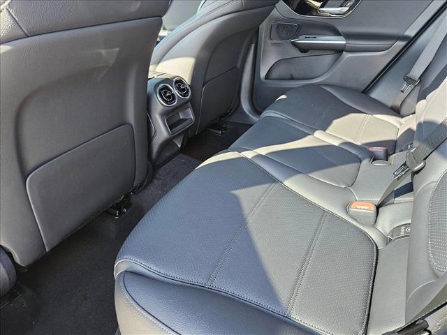new 2025 Mercedes-Benz GLC 300 car, priced at $52,385