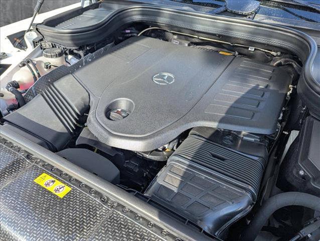 new 2025 Mercedes-Benz GLS 450 car, priced at $97,430