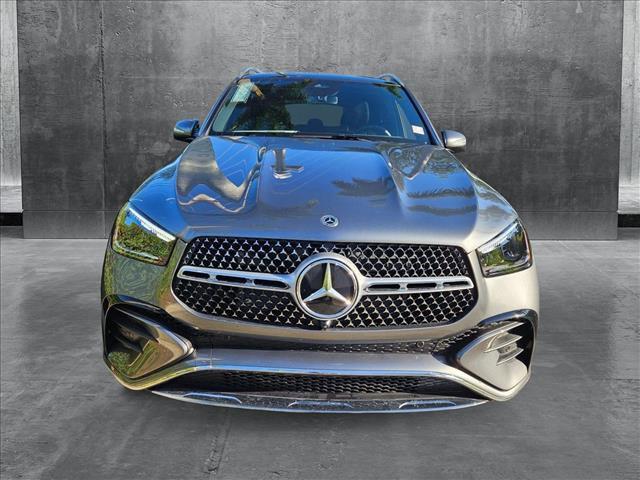 new 2025 Mercedes-Benz GLE 580 car, priced at $92,145