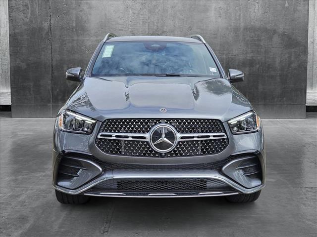 new 2025 Mercedes-Benz GLE 580 car, priced at $92,145