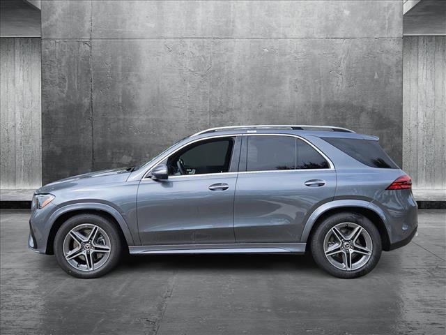new 2025 Mercedes-Benz GLE 580 car, priced at $92,145