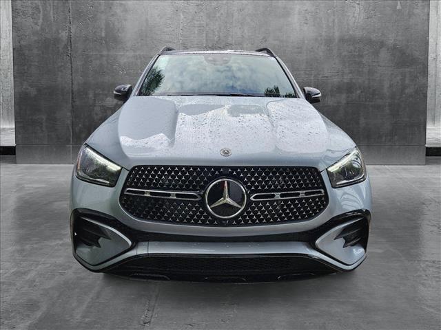 new 2025 Mercedes-Benz GLE 580 car, priced at $94,495