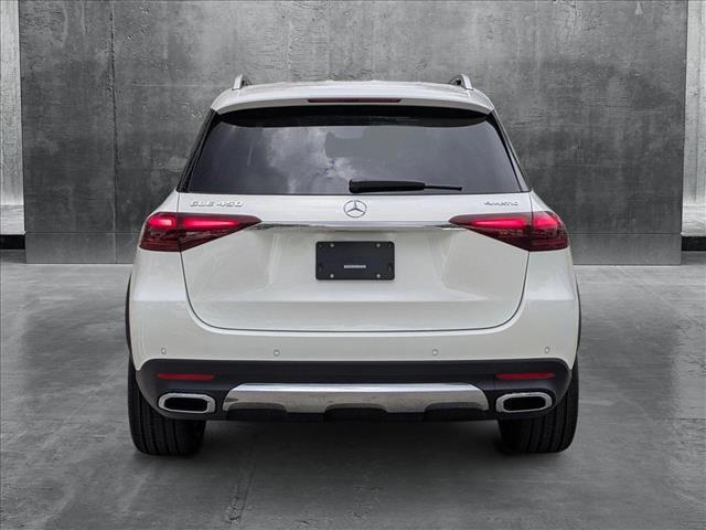 new 2025 Mercedes-Benz GLE 450 car, priced at $73,745