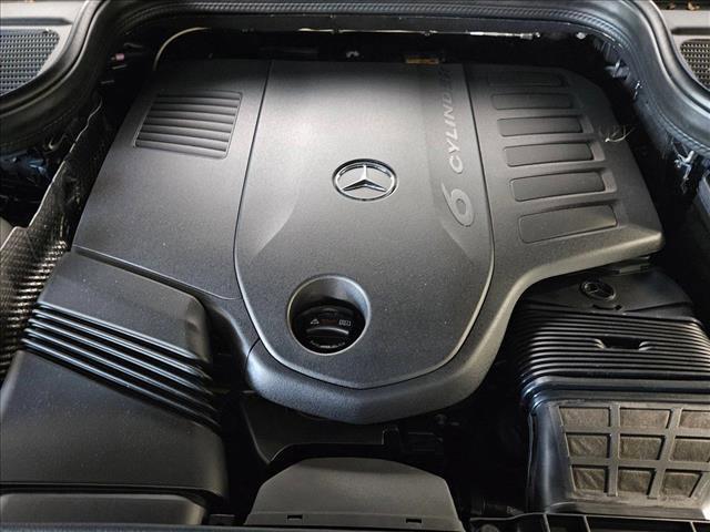 new 2025 Mercedes-Benz GLS 450 car, priced at $97,415