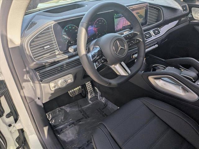 new 2025 Mercedes-Benz GLS 580 car, priced at $122,485