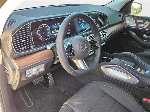 new 2025 Mercedes-Benz GLS 450 car, priced at $101,695