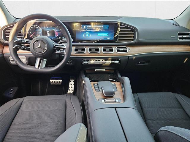new 2025 Mercedes-Benz GLS 450 car, priced at $101,695