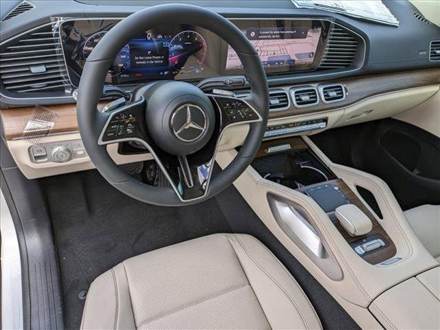 new 2024 Mercedes-Benz GLS 450 car, priced at $90,125