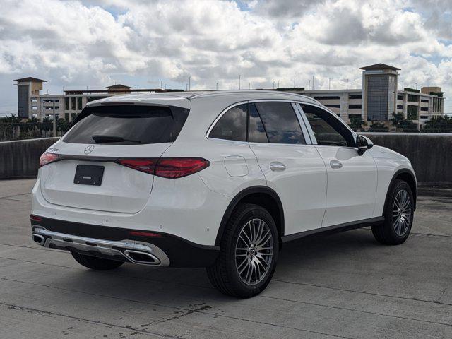 new 2025 Mercedes-Benz GLC 300 car, priced at $52,885