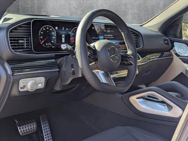 new 2025 Mercedes-Benz GLS 580 car, priced at $124,800