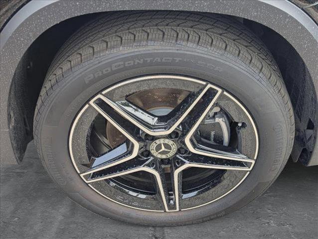 new 2025 Mercedes-Benz GLB 250 car, priced at $51,975