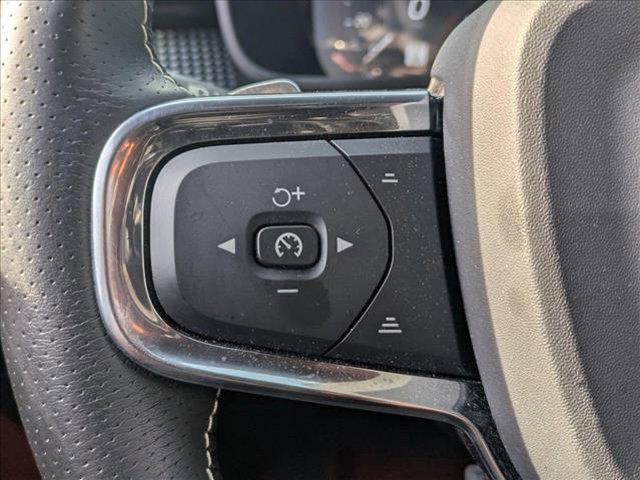 used 2020 Volvo XC40 car, priced at $28,995