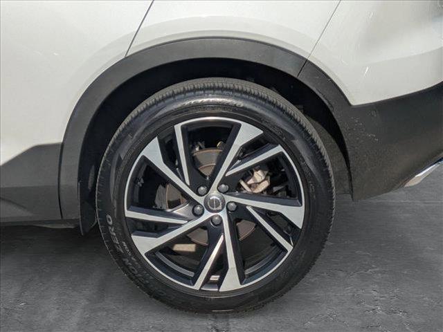 used 2020 Volvo XC40 car, priced at $28,995