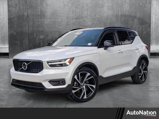 used 2020 Volvo XC40 car, priced at $28,995