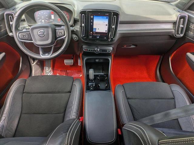 used 2020 Volvo XC40 car, priced at $28,595