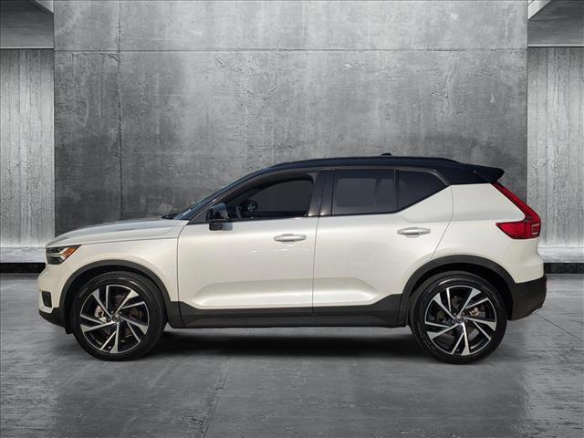 used 2020 Volvo XC40 car, priced at $28,995