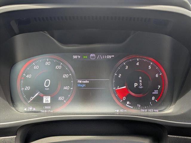 used 2020 Volvo XC40 car, priced at $28,595