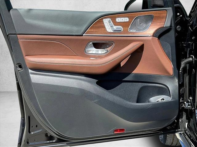 used 2025 Mercedes-Benz GLS 450 car, priced at $88,249