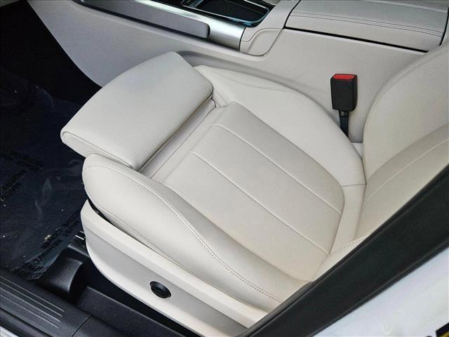 new 2025 Mercedes-Benz GLB 250 car, priced at $48,645