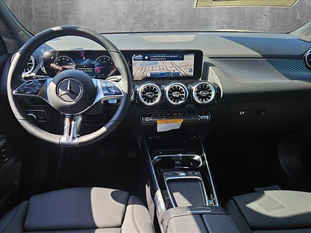 new 2025 Mercedes-Benz GLA 250 car, priced at $47,370