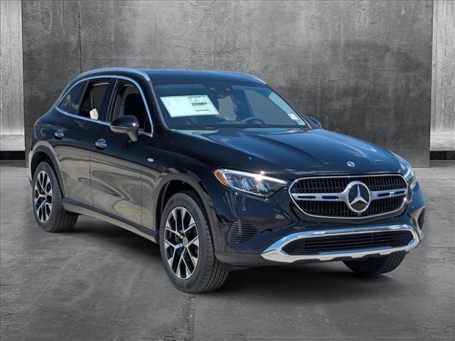 new 2025 Mercedes-Benz GLC 350e car, priced at $63,650