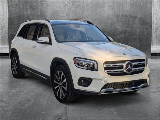 used 2021 Mercedes-Benz GLB 250 car, priced at $27,998