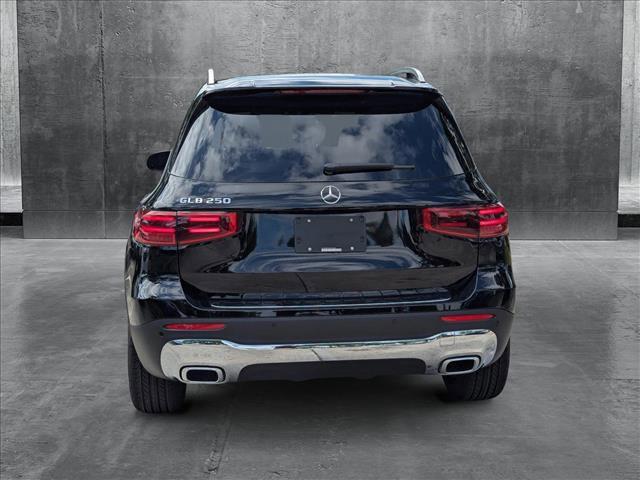 new 2025 Mercedes-Benz GLB 250 car, priced at $48,645