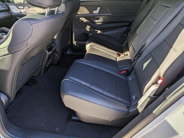 new 2025 Mercedes-Benz GLS 450 car, priced at $101,275