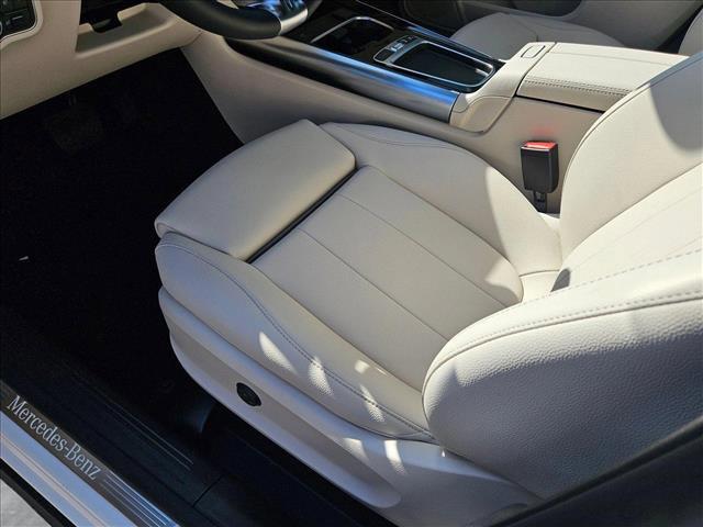 new 2025 Mercedes-Benz GLA 250 car, priced at $45,845