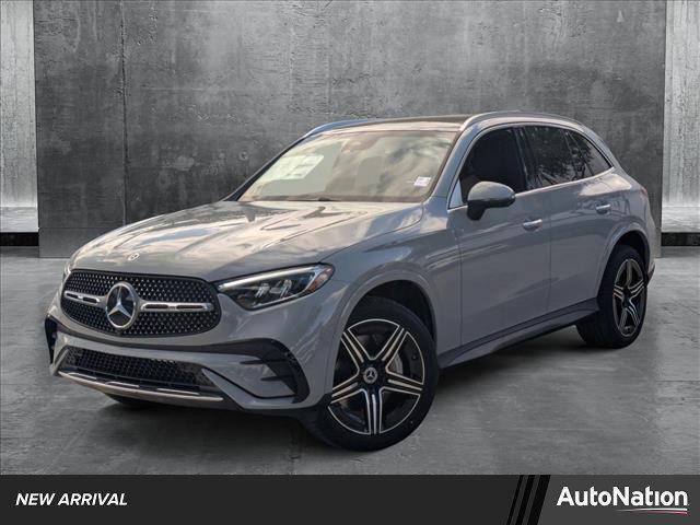 new 2025 Mercedes-Benz GLC 300 car, priced at $61,995