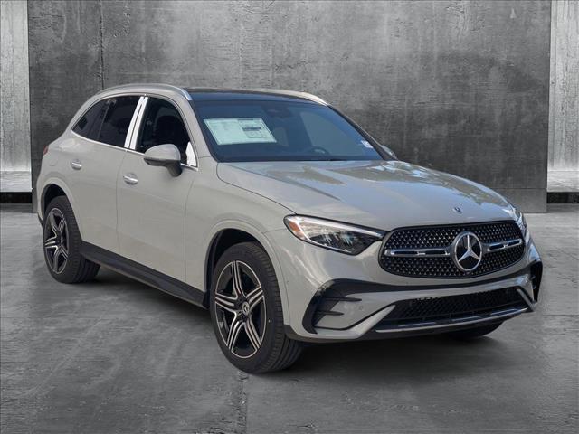 new 2025 Mercedes-Benz GLC 300 car, priced at $61,995