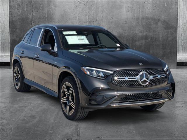 new 2025 Mercedes-Benz GLC 350e car, priced at $68,285