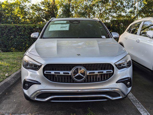 new 2025 Mercedes-Benz GLA 250 car, priced at $46,595