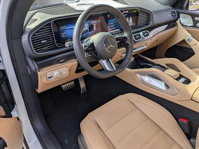 new 2025 Mercedes-Benz GLS 580 car, priced at $121,205